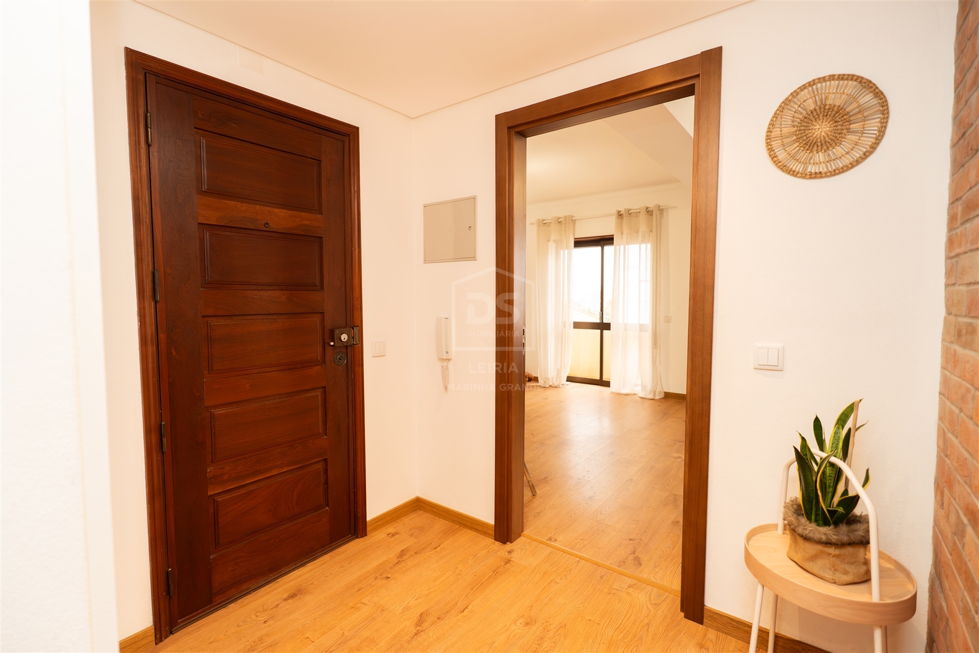 T3 renovado com garagem no centro da Marinha Grande